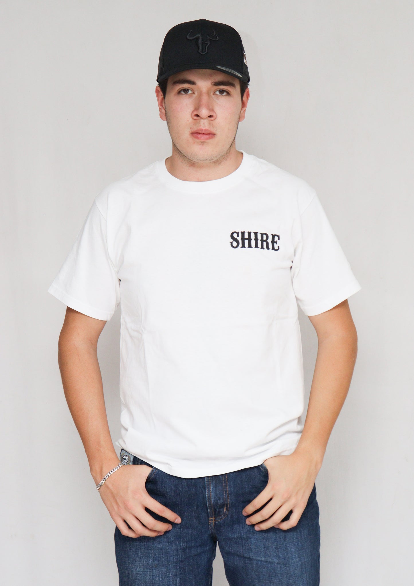 Playera Shire