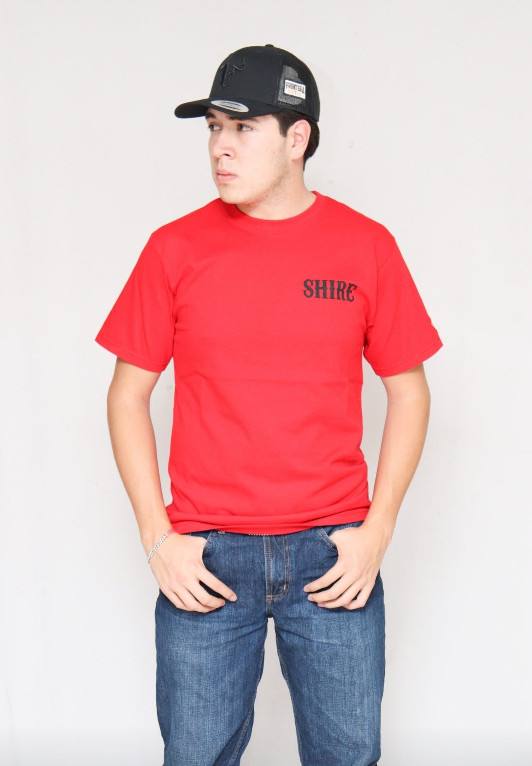 Playera Shire